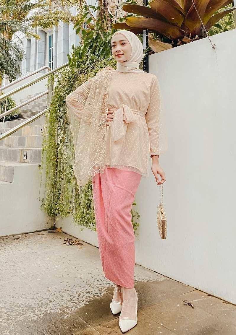 Selebgram Liza Rosalita (instagram.com/liza.rosalita)