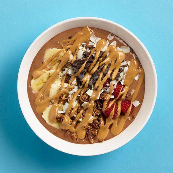 chocolate peanut butter banana smoothie bowl (www.peanutbutter.com)