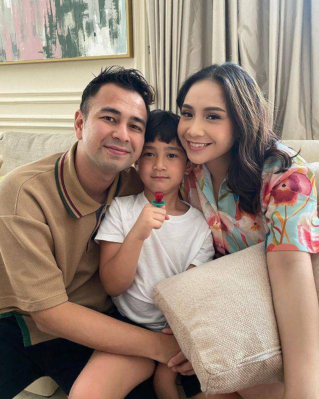 Raffi Ahmad, Nagita, dan Rafathar (Instagram.com/raffinagita1717)