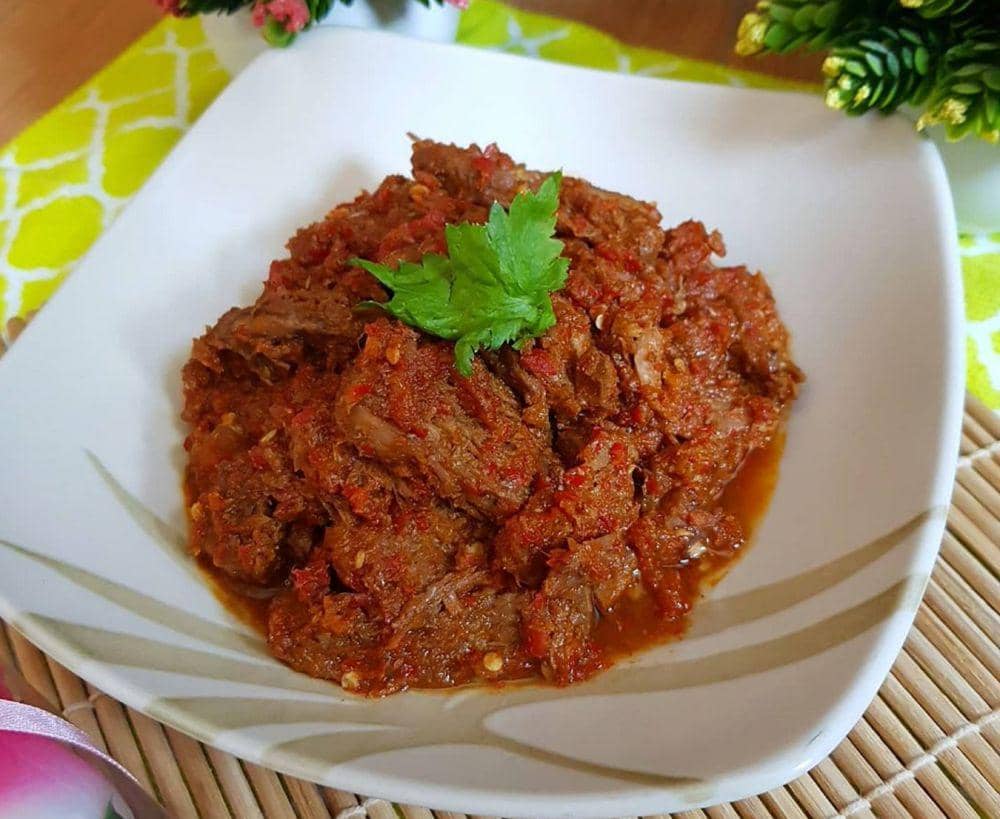 ilustrasi sambal bajak daging sapi (instagram.com/sriloe)