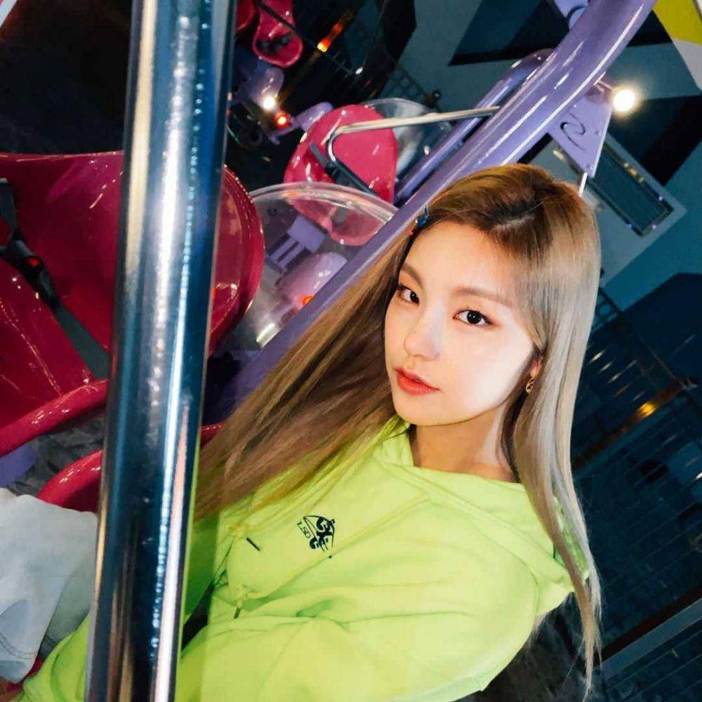Yeji ITZY (instagram.com/itzy.all.in.us)