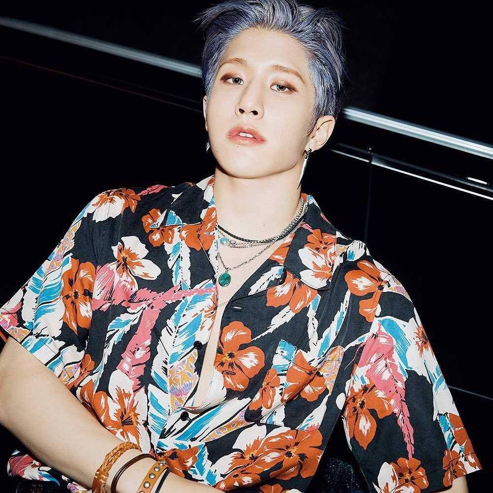 Jinjin ASTRO (instagram.com/officialastro)