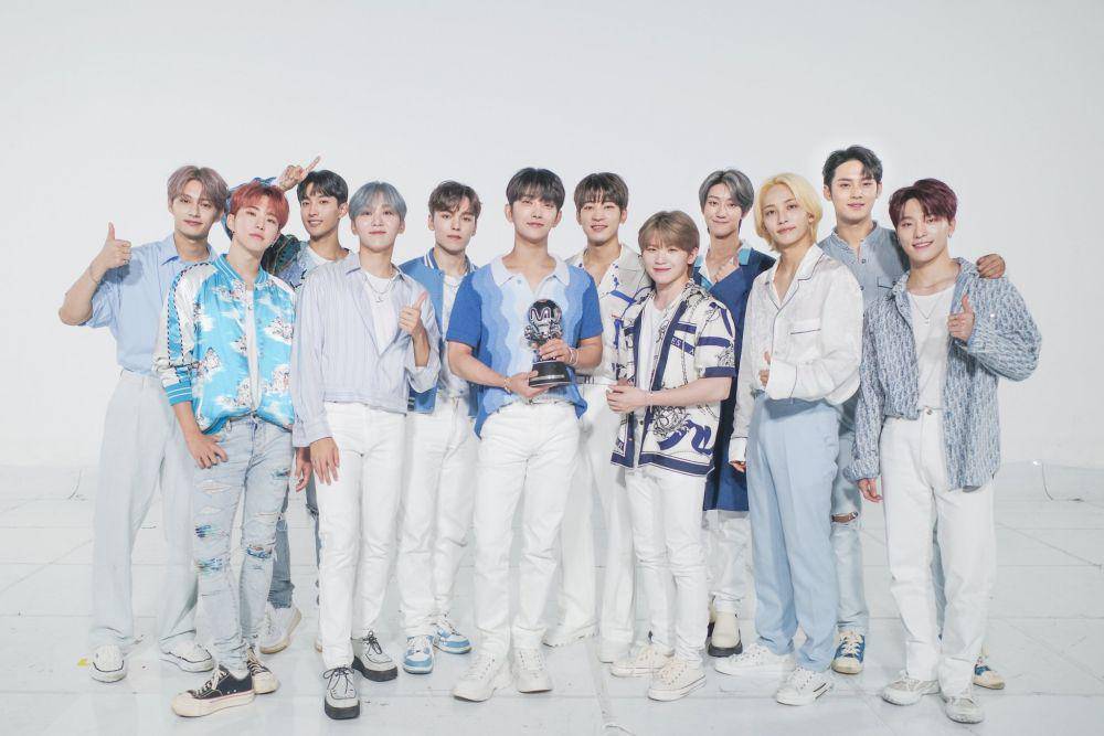 SEVENTEEN (twitter.com/pledis_17)