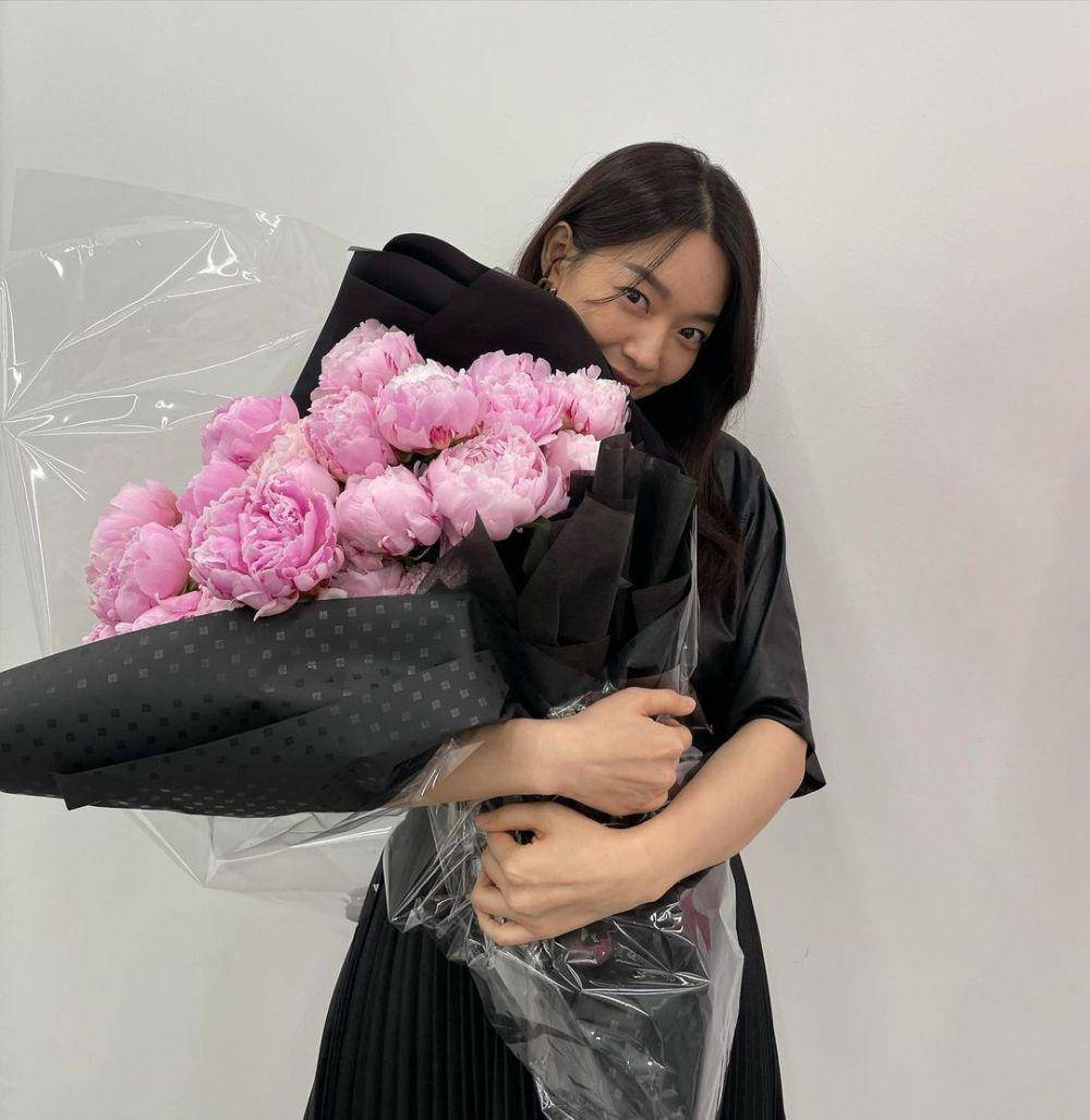 Shin Min Ah (instagram.com/illusomina)