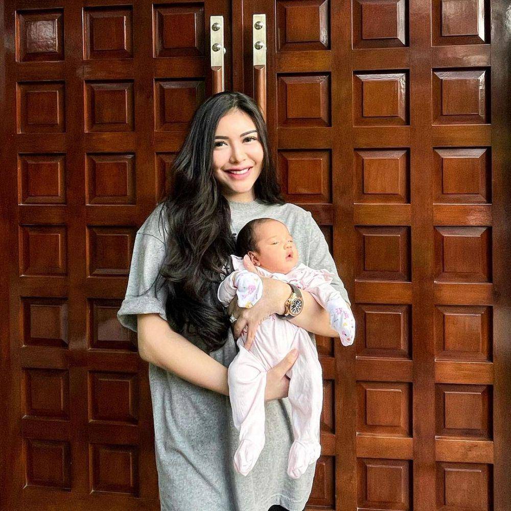 Rica Andriani dan anaknya (instagram.com/ricaandriani)