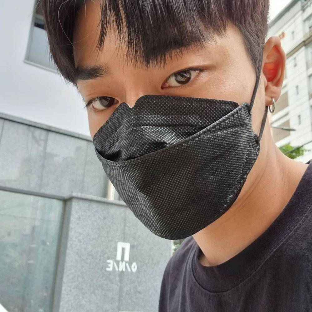 Kang Yul (instagram.com/_kangyul_)