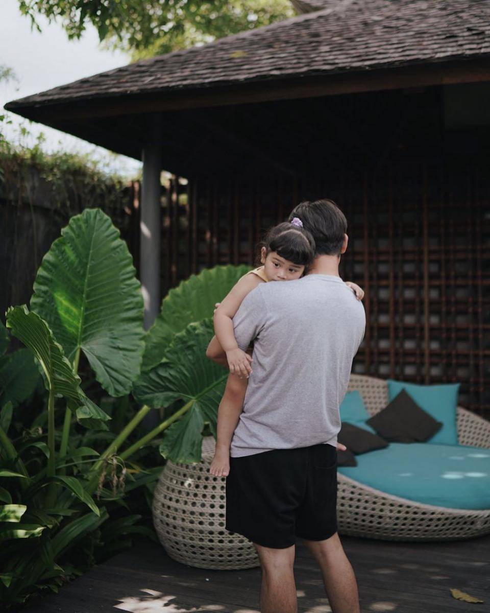 Tarra Budiman dan keluarga (instagram.com/tarrabudiman)