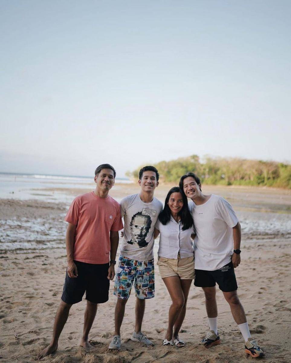 Tarra Budiman dan keluarga (instagram.com/tarrabudiman)