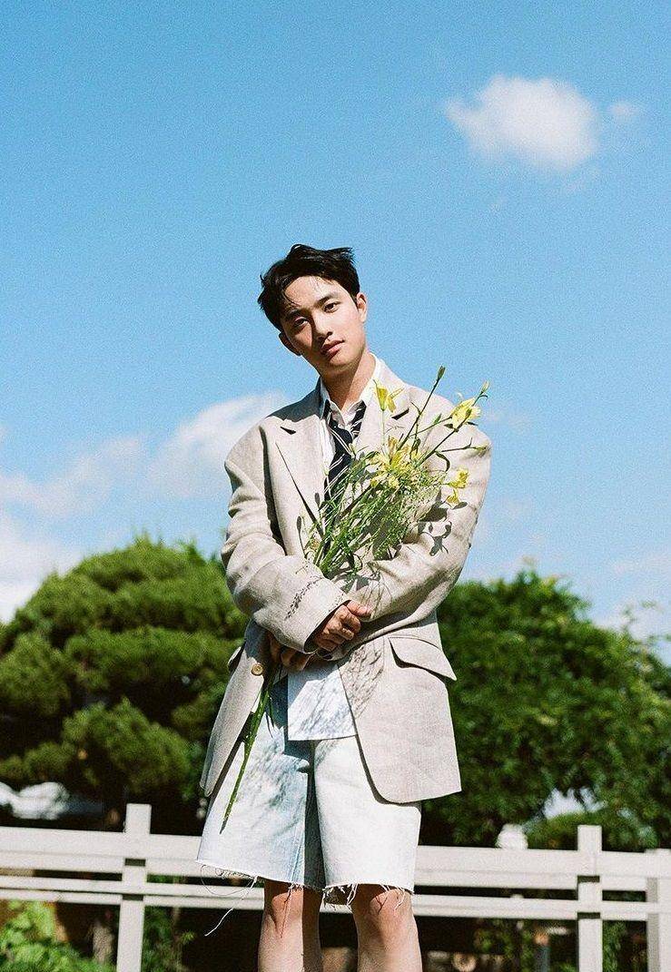 D.O. EXO (Instagram.com/weareone.exo)