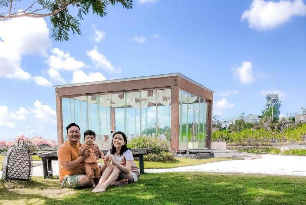 Christy eks Cherrybelle di Bali (Instagram.com/princesskici/)