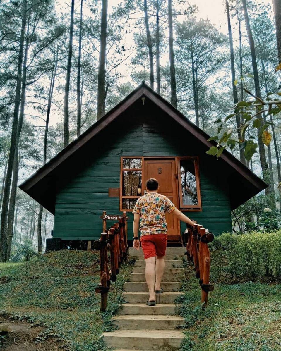 Grafika Cikole (instagram.com/robbyleedjohari)