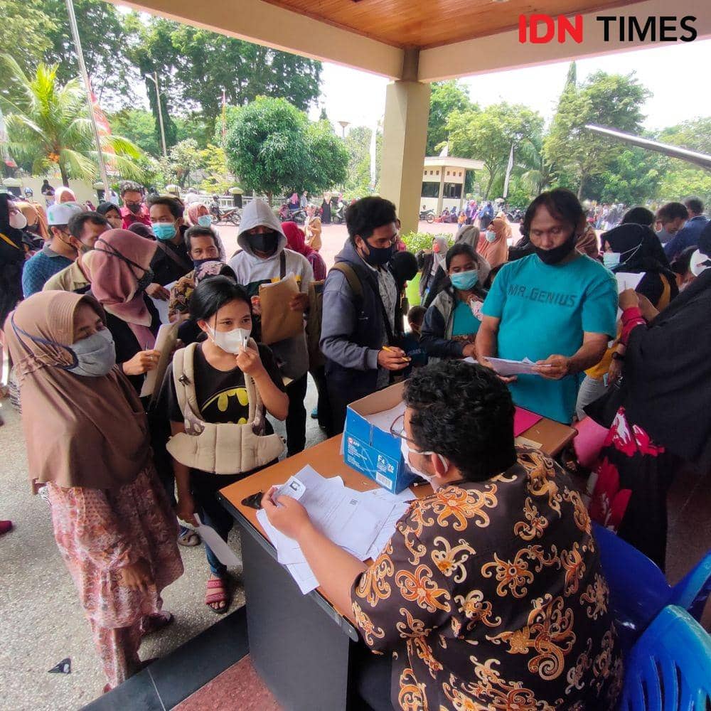 Bantuan Sosial Pandemik, Malah Ada Kerumunan Massa di Balikpapan