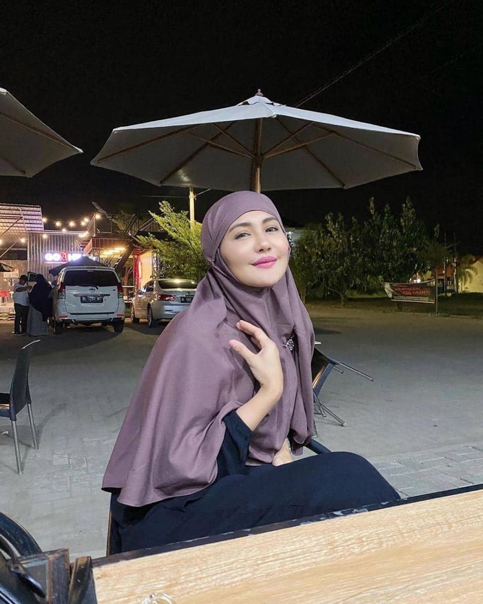 Juliana Moechtar (instagram.com/julianamoechtar)