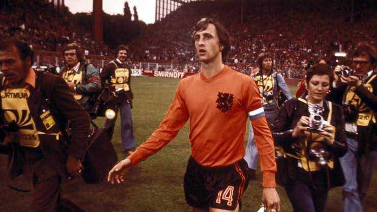 Johan Cruyff (footballreporting.com)