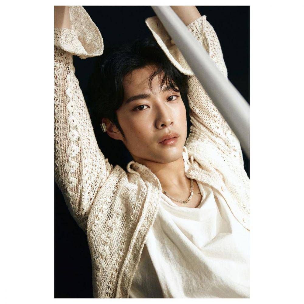 Lee Jong Won (instagram.com/wonjong_)
