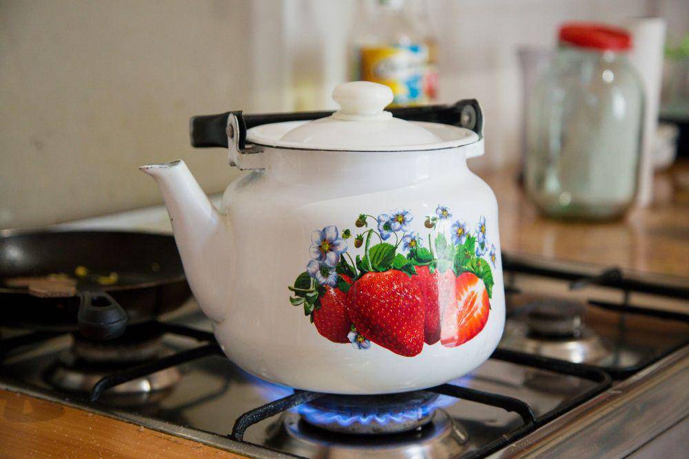 ilustrasi memasak air (unsplash.com/John-Mark Smith)