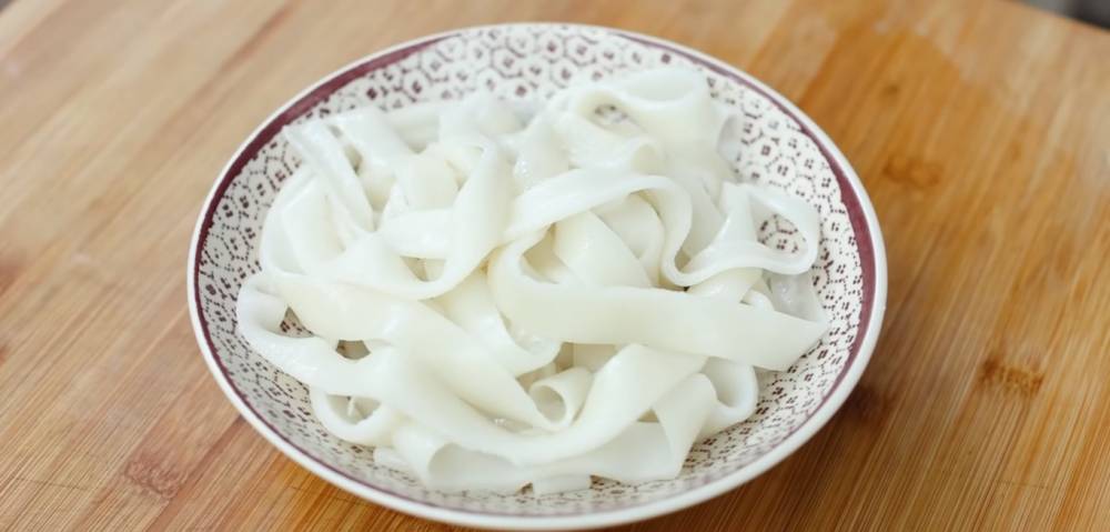 Kwetiau basah homemade ala Devina Hermawan. (youtube.com/Devina Hermawan)
