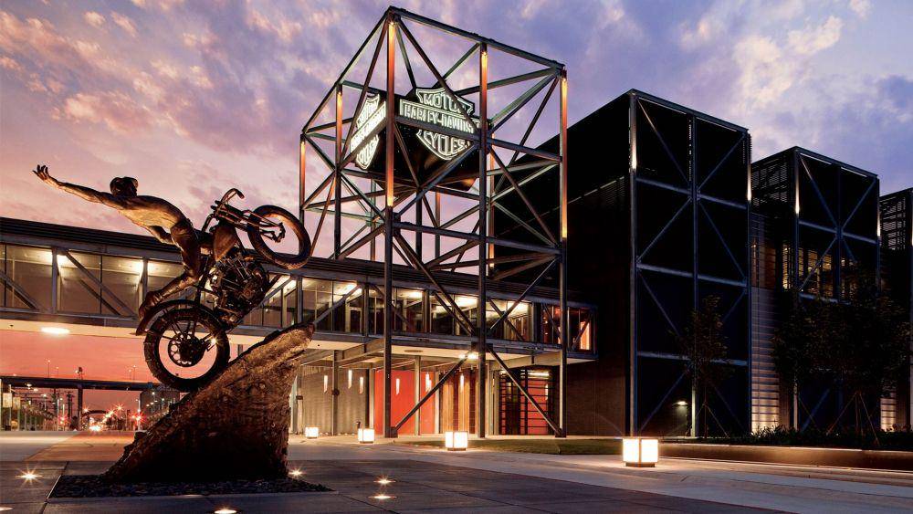 Museum Harley-Davidson, Milwaukee. (www.visitmilwaukee.org)