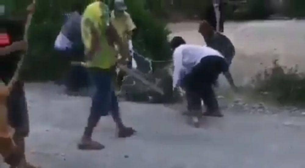 Klarifikasi Istri Pasien COVID-19 yang Dipukuli: Dia Mau Peluk Kami