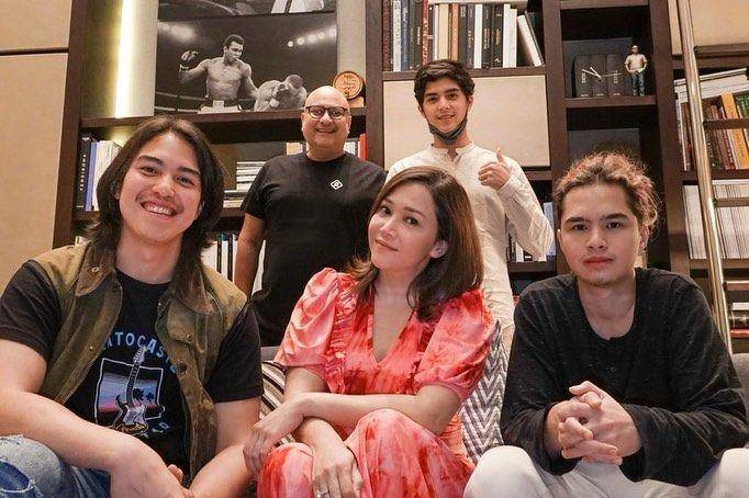 keluarga Maia Estianty dan Irwan Mussry (instagram.com/irwanmussry)