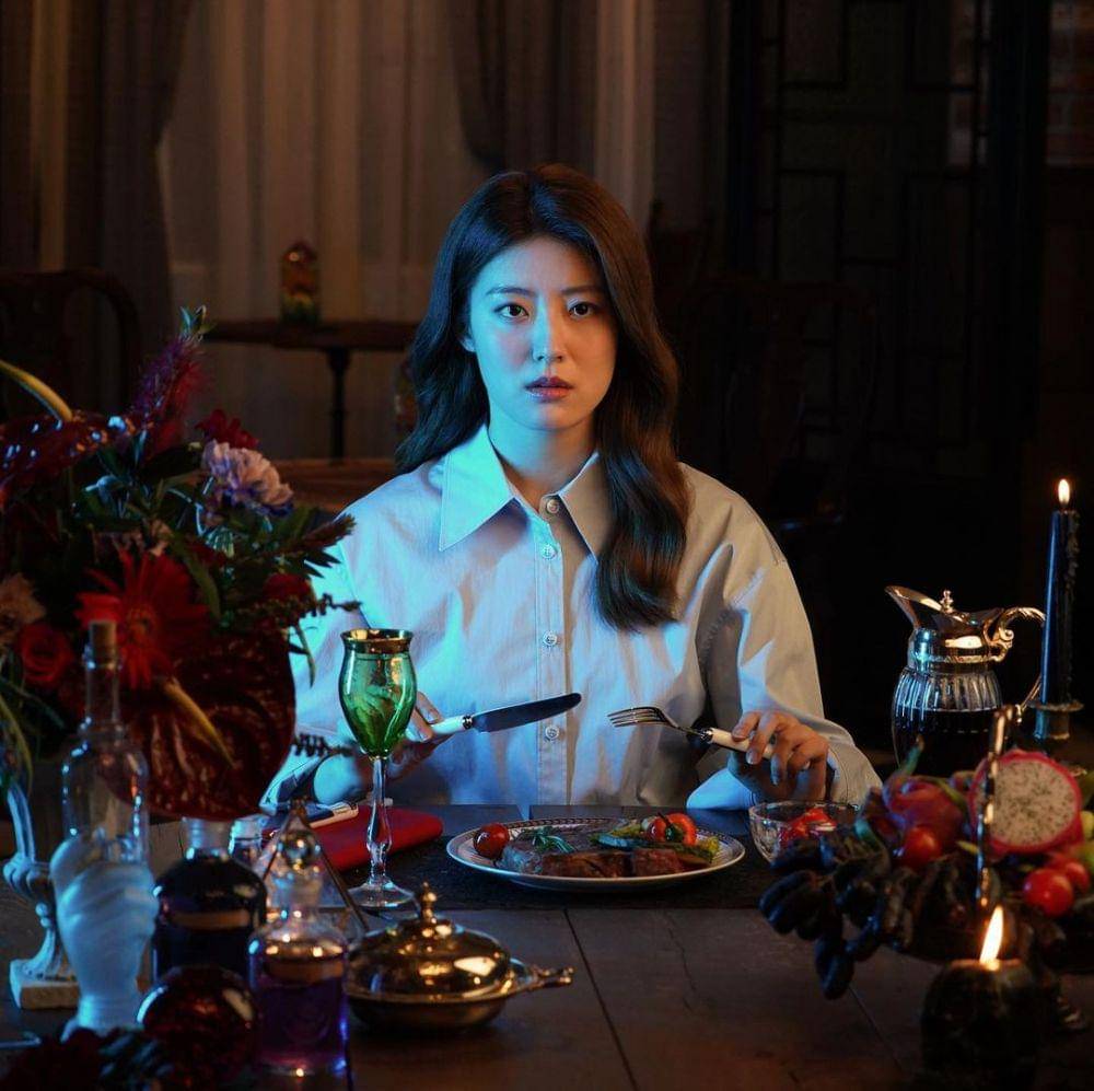 Nam Ji Hyun dalam drama The Witch's Diner (instagram.com/ tving.official)