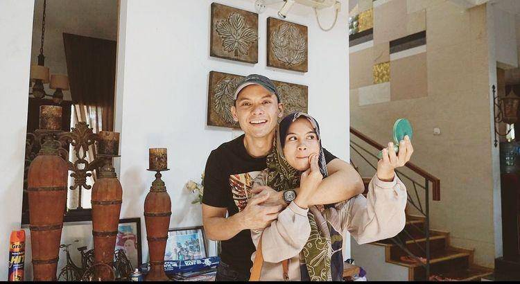 Ben Inez ( Instagram.com/nesyanabila)