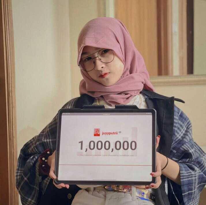 potret seleb TikTok Juy Putri (Instagram.com/juyyputrii)