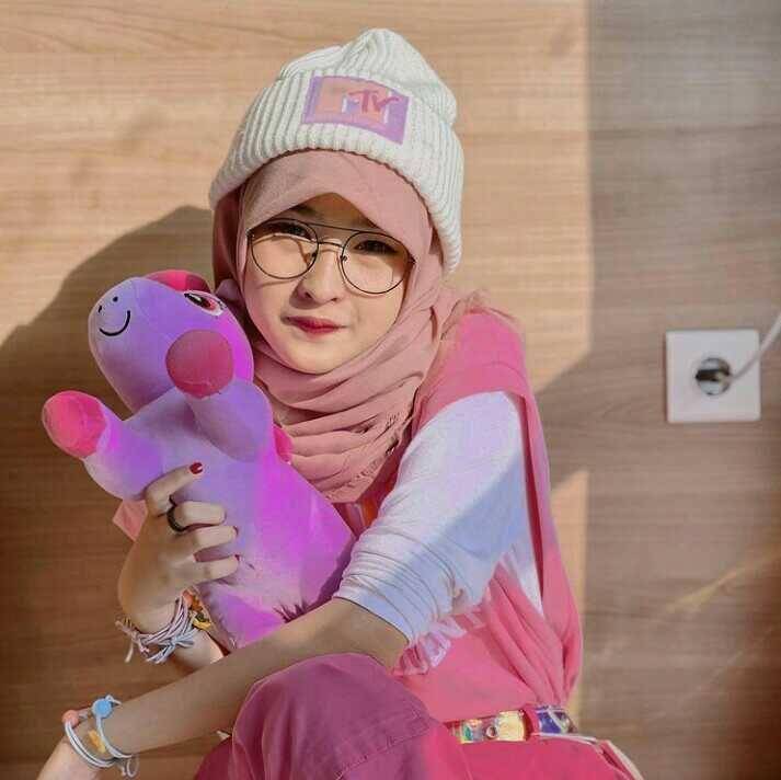 potret seleb TikTok Juy Putri (Instagram.com/juyyputrii)