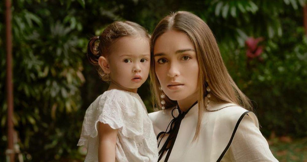 Menuju 3 Tahun, 10 Potret Bungsu Yasmine Wildblood yang Semakin Manis
