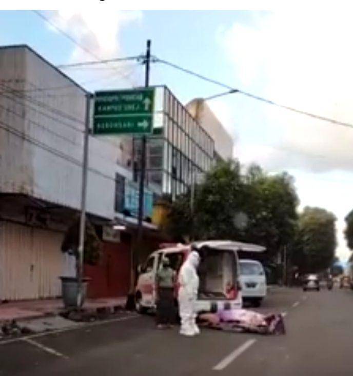 Tangkapan layar video jenazah COVID-19 di Jember. IDN Times/Istimewa