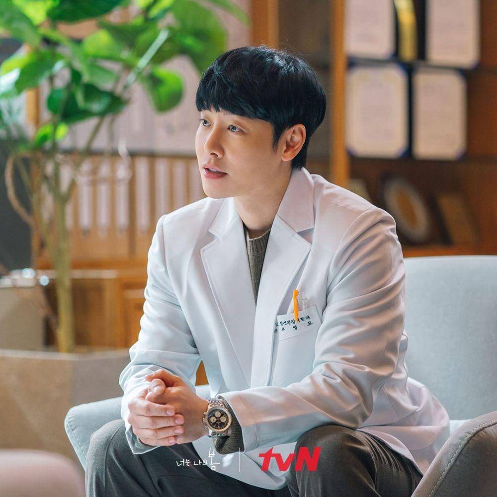 Kim Dong Wook di You Are My Spring (Dok. tvN)