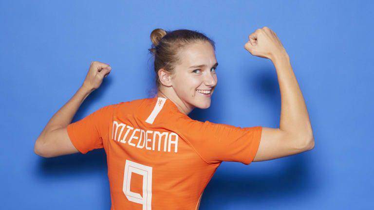 Vivianne Miedema - Belanda (justarsenal.com)