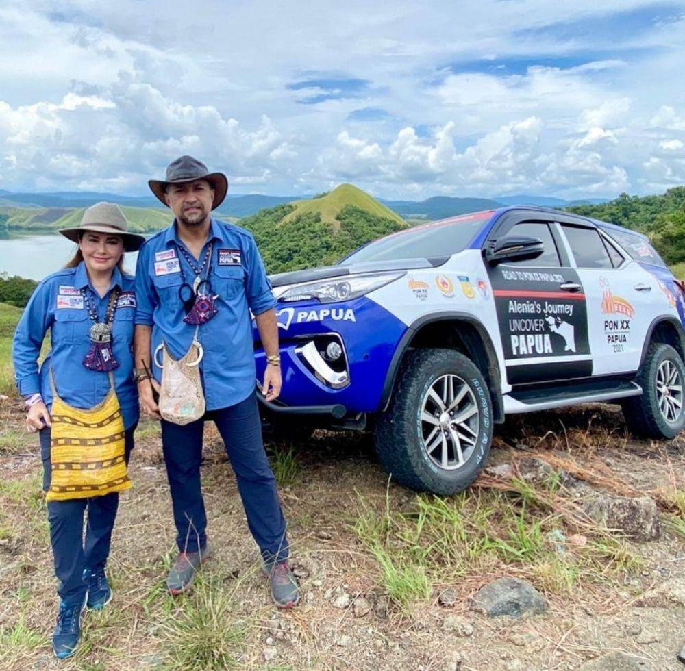 Nia Zulkarnaen dan Ari Sihasale (instagram.com/alenia259)