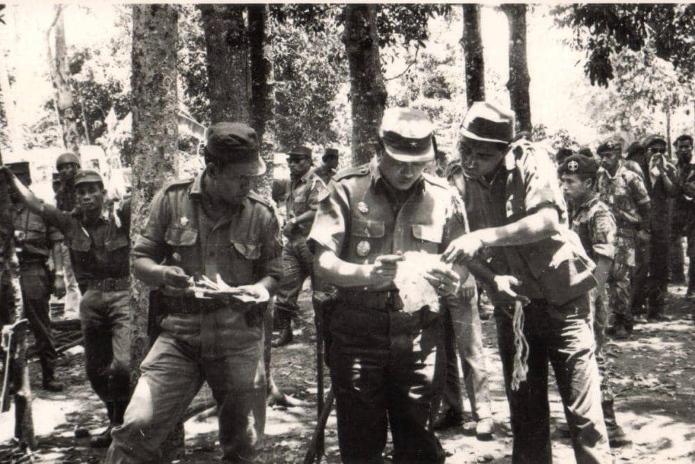 Serma KKO (Purnawirawan) H. Samuri, salah satu pelaku sejarah yang terlibat dalam peristiwa Pengangkaan Jenazah Korban G-30-S/PKI di Lubang Buaya, meninggal dunia. (dok. Dispen Kormar)