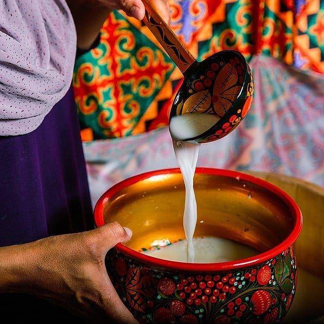 Kymyz, minuman susu fermentasi dari Asia Tengah (instagram.com/trip_to_kz)
