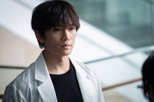 Ji Sung (dok. SBS)