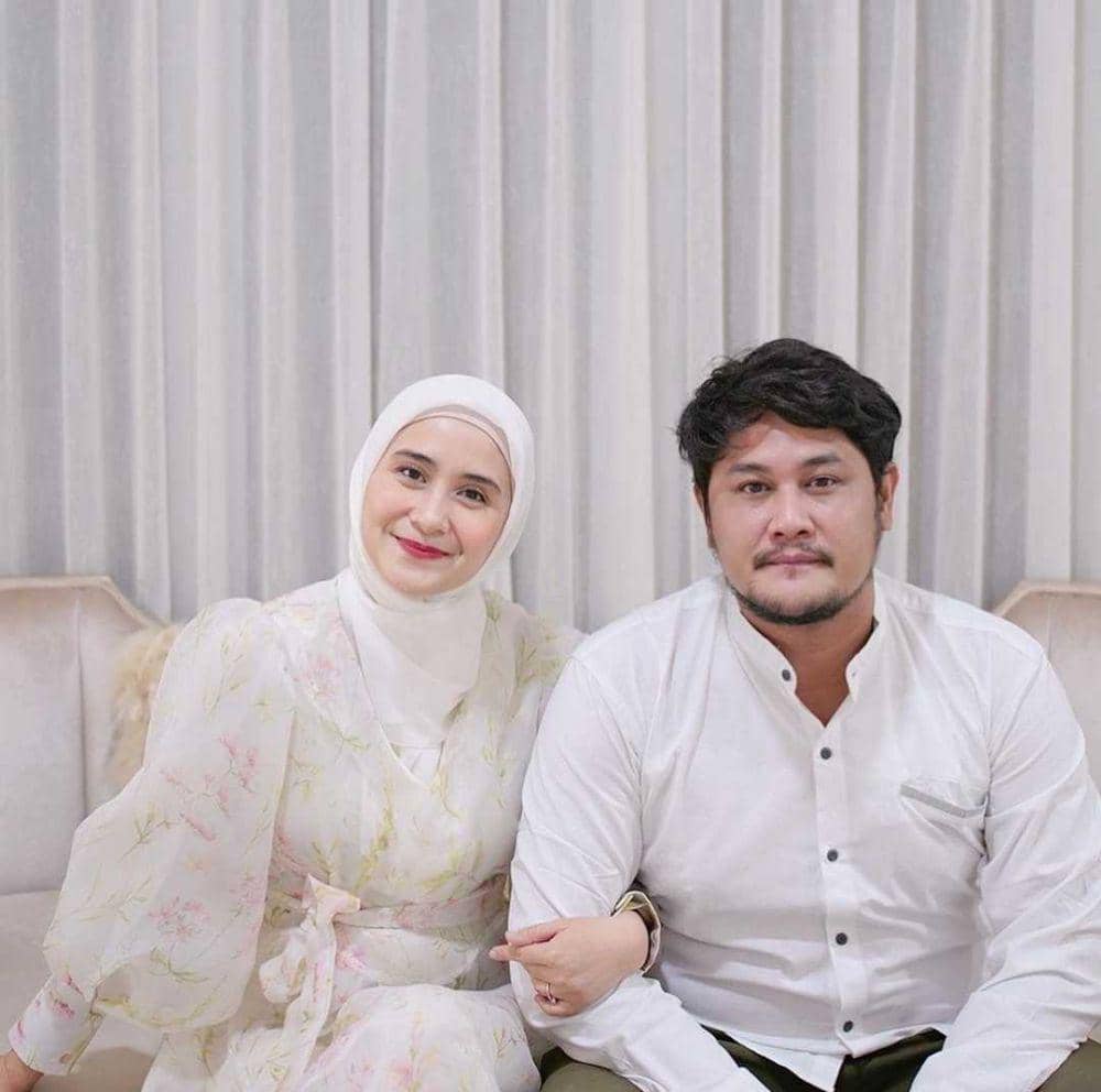 Ryana Dea bersama suami (instagram.com/ryana_dea)