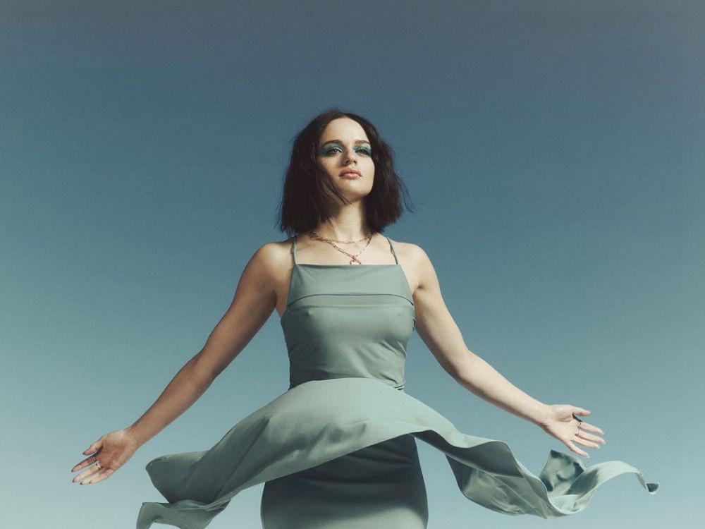 Ulang Tahun Ke-22, Ini 9 Pesona Joey King yang Makin Dewasa