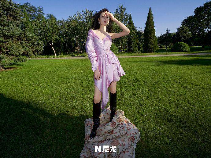 Dilraba Dilmurat (weibo.com/NYLON_CHINA)
