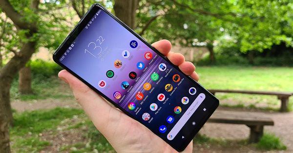 5 Smartphone dengan Harga Paling Mahal di 2021, HP Sultan!