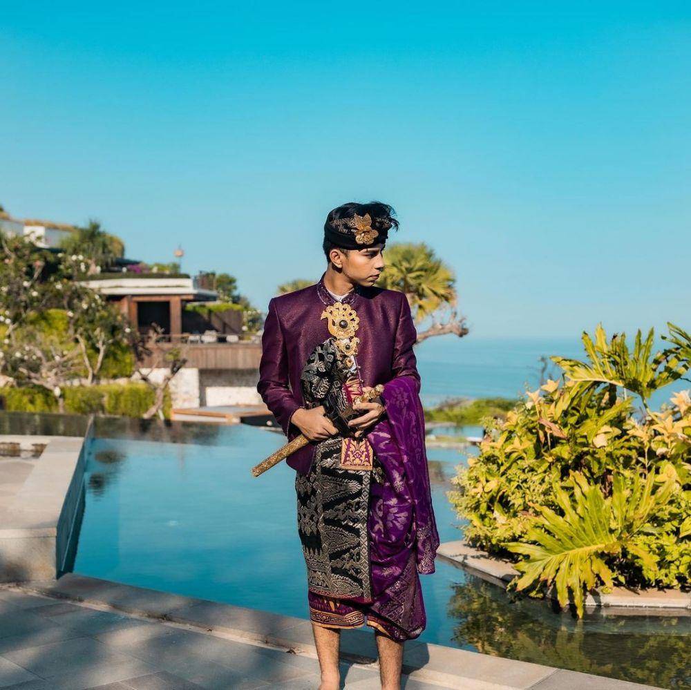 Dimas Ahmad (instagram.com/cahyadewibali)