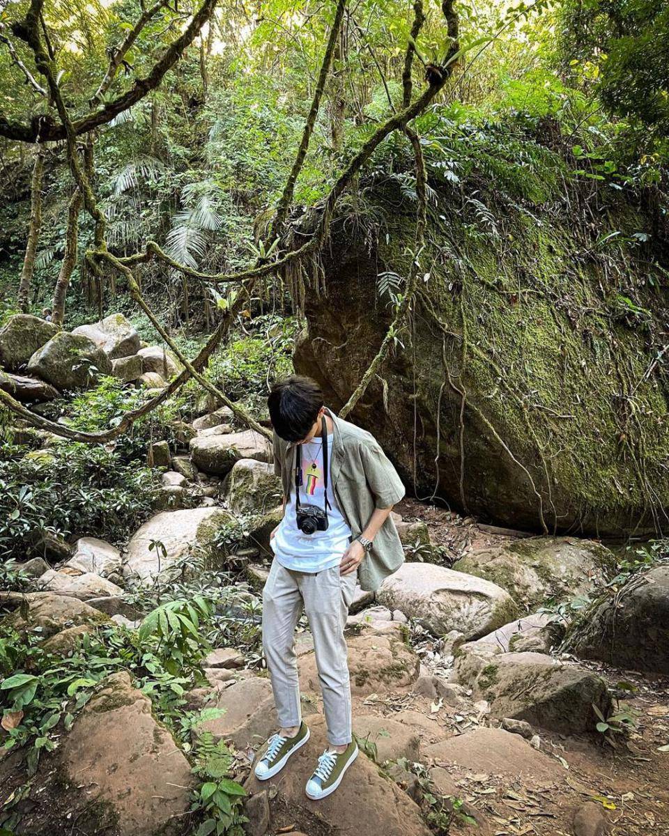 Chimon Wachirawit (instagram.com/chimonac)