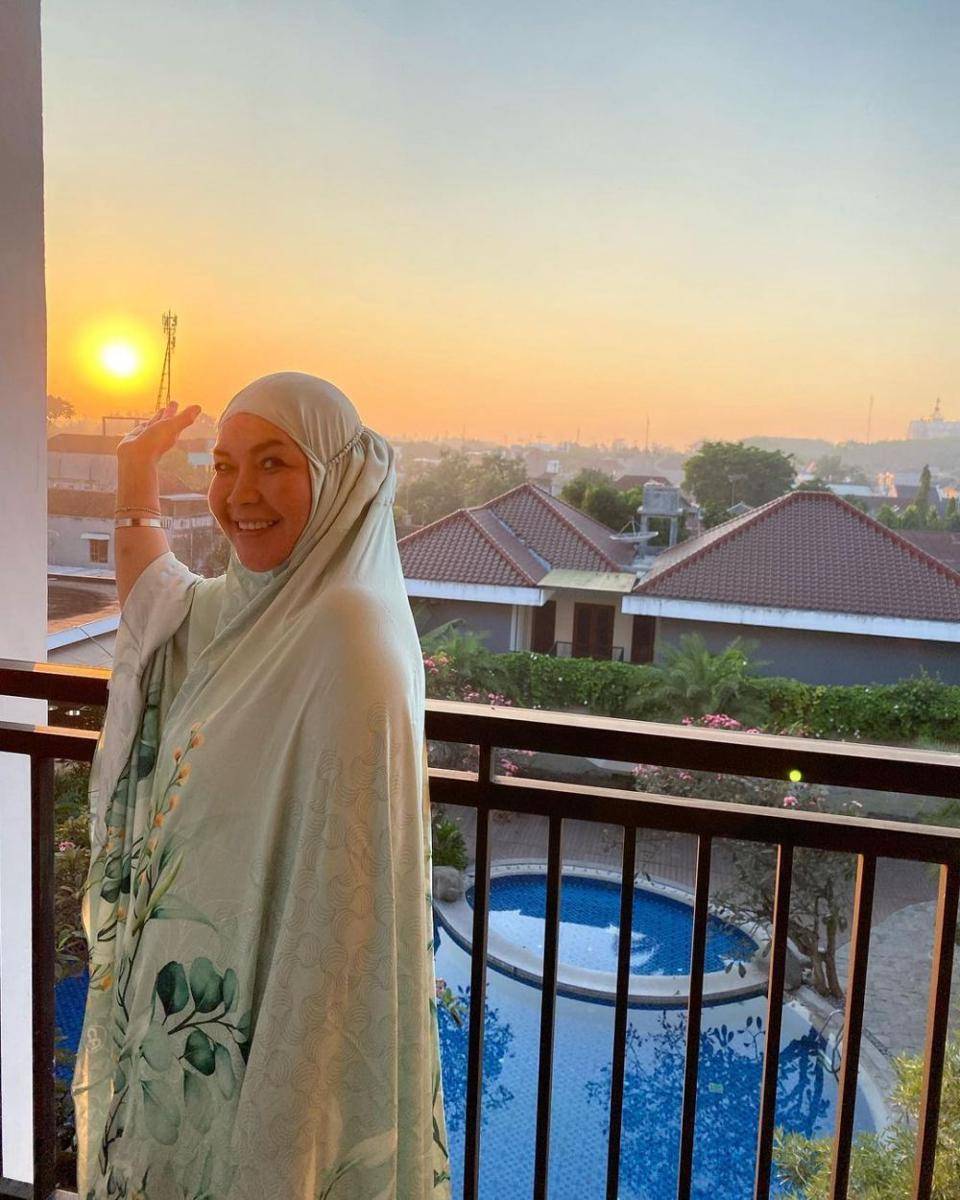 orangtua Ayu Ting Ting(instagram.com/mom_ayting92_)