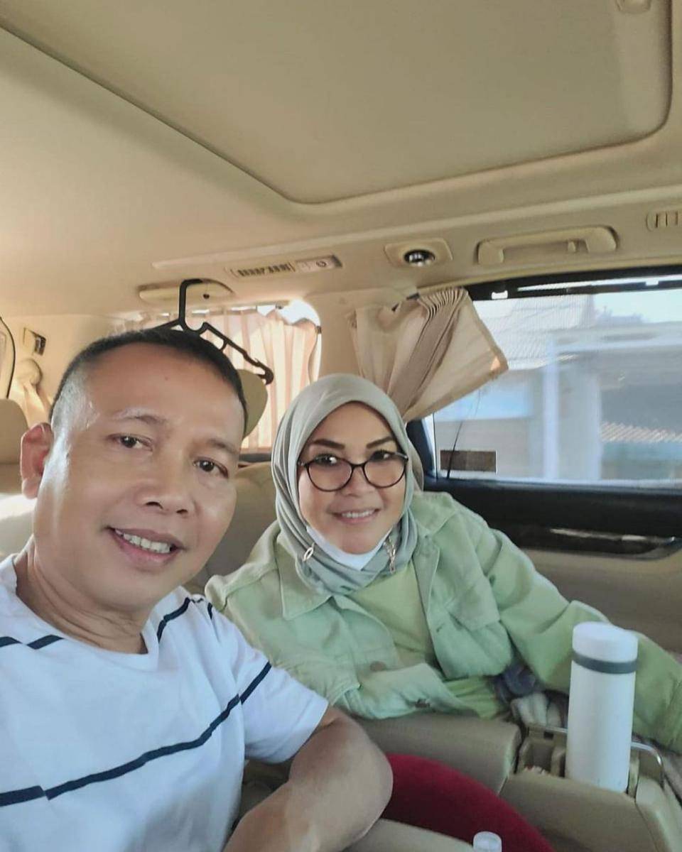 orangtua Ayu Ting Ting(instagram.com/mom_ayting92_)