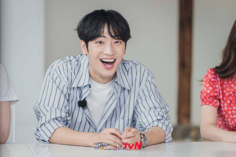 Lee Sang Yeob (instagram.co/tvn_joy)