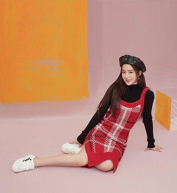 Mini dress ala Irene Red Velvet (instagram.com/irene.rvelvet)