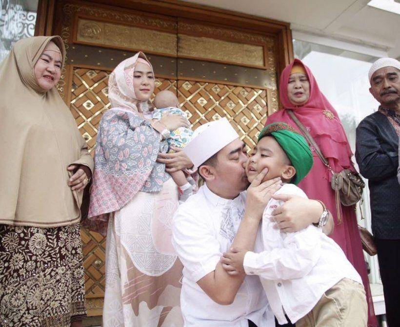 Anak mondok (Instagram.com/apriljasmine85/