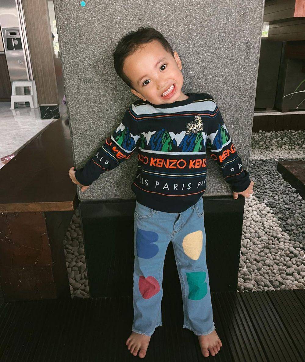 Xabiru Oshe Al Hakim (instagram.com/rachelvennya)