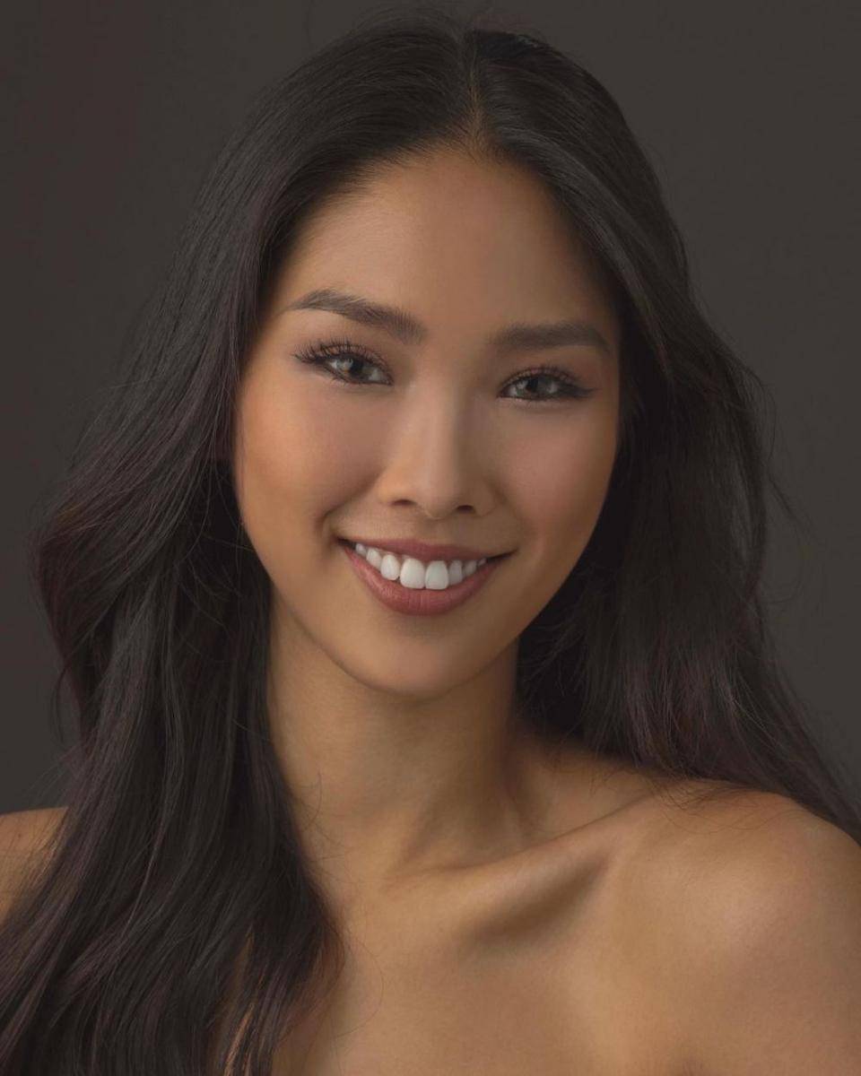 Rosemary Ling (instagram.com/rozmuhree)
