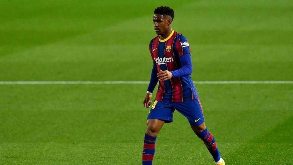 Junior Firpo kini bermain bersama Leeds United (marca.com)